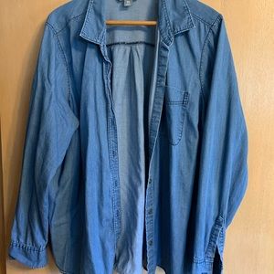 Old navy XXL super soft lightweight chambray denim button down shirt.